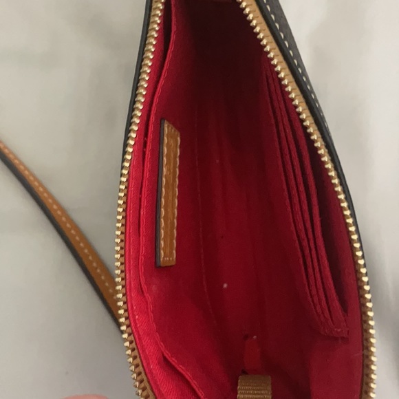 Purse - Picture 2 of 3